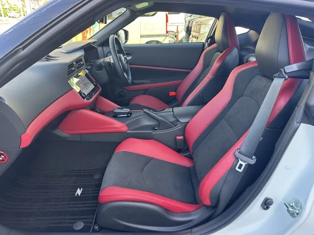 フェアレディZ(ニッサン)バージョンST AT中古車 3