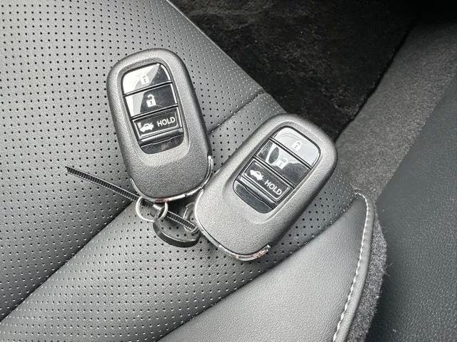 アコード(ホンダ)e：HEV中古車 28