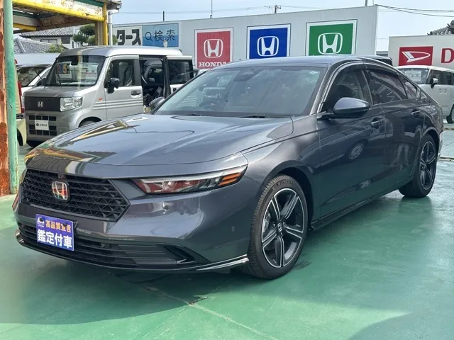 アコード(ホンダ)e：HEV中古車 1