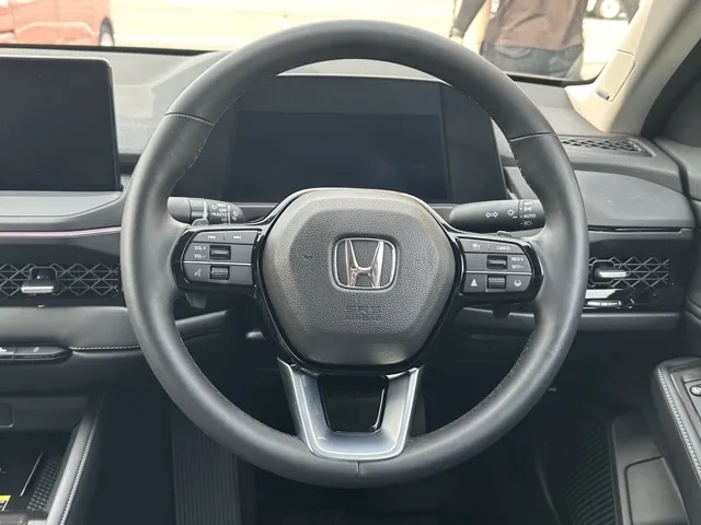 アコード(ホンダ)e：HEV中古車 6