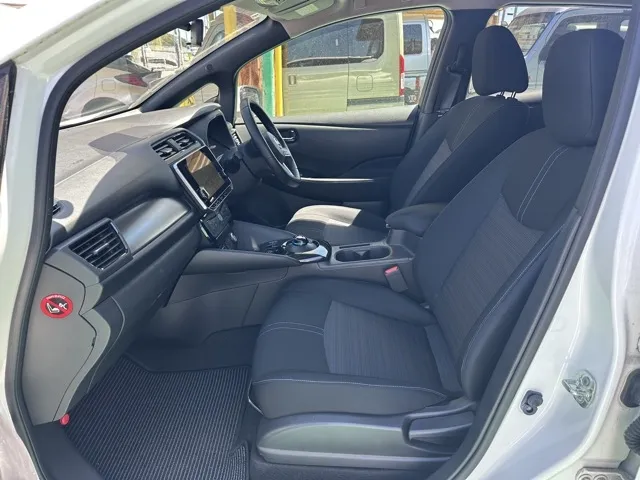 リーフ(ニッサン)Ｘ中古車 3
