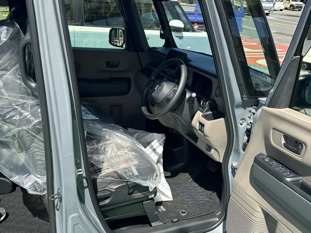 N-BOX(ホンダ)JOY届出済未使用車 15