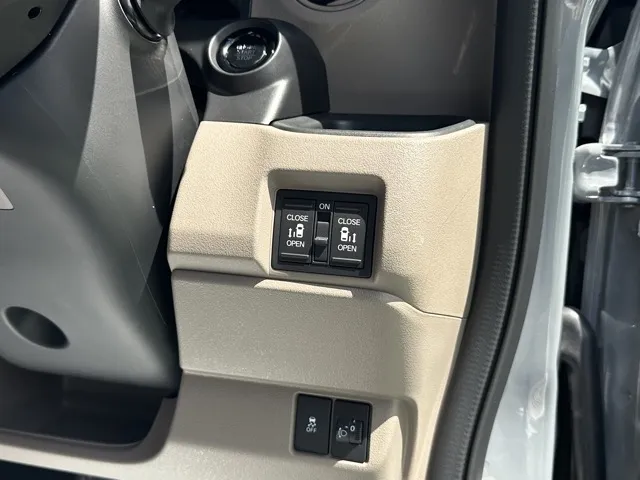 N-BOX(ホンダ)JOY届出済未使用車 17