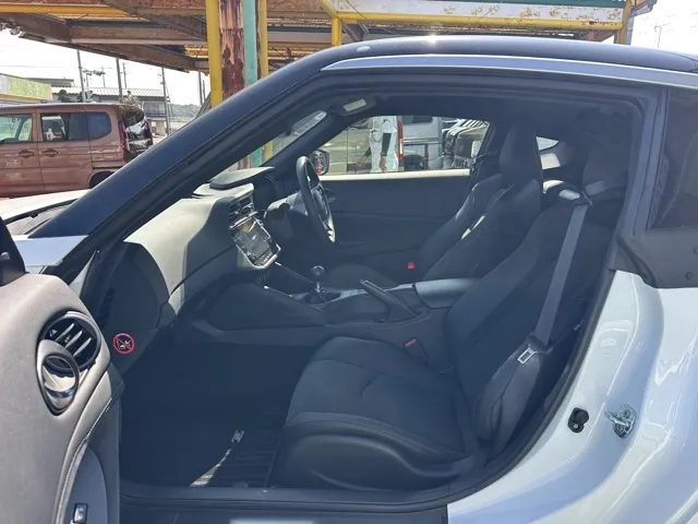 フェアレディZ(ニッサン)バージョンST 6MT中古車 3