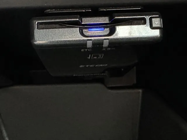BRZ(スバル)R AT中古車 27