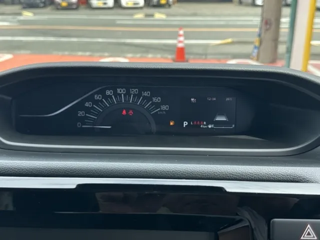 ソリオ(スズキ)ハイブリッドMZ登録済未使用車 18