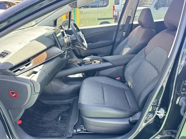オーラ(ニッサン)G中古車 3