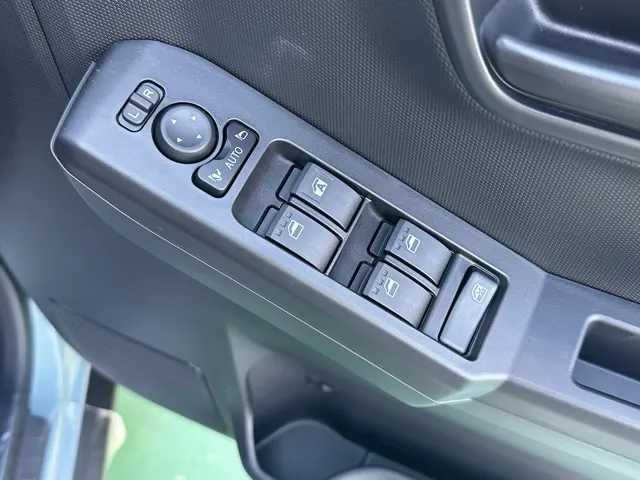 タフト(ダイハツ)X ダムド ラッキー フェイスチェンジキット新車見本展示無 12