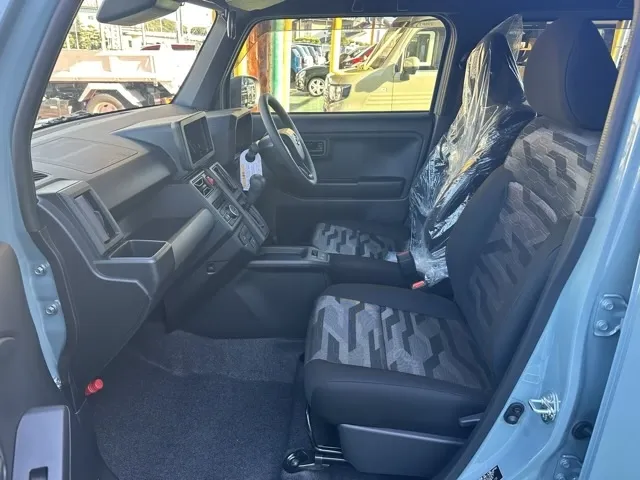 タフト(ダイハツ)X ダムド ラッキー フェイスチェンジキット新車見本展示無 3