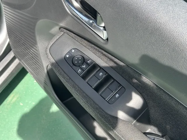 オーラ(ニッサン)G中古車 13