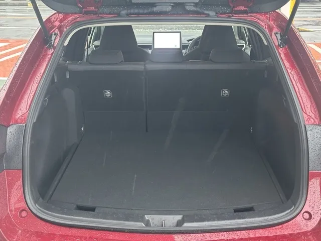 カローラ(トヨタ)ハイブリッドG中古車 9