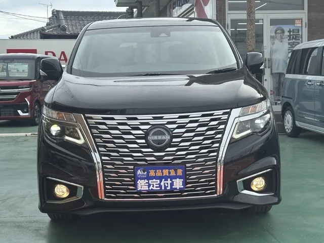 エルグランド(ニッサン)250ハイウェイスタープレミアム ７人登録済未使用車 29