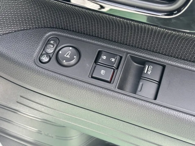 N-VAN(ホンダ)FUN 届出済未使用車 14