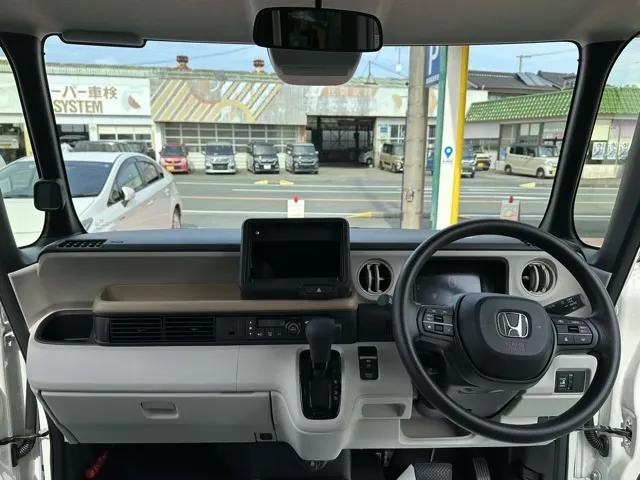 N-BOX(ホンダ)N-BOX届出済未使用車 17