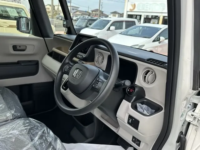 N-BOX(ホンダ)N-BOX届出済未使用車 8