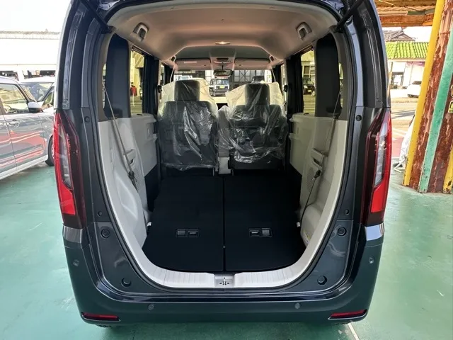 N-BOX(ホンダ)N-BOX コンフォートＰ届出済未使用車 11