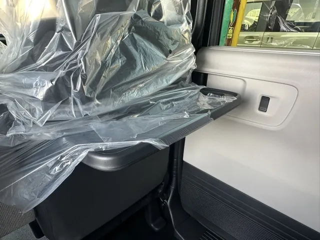 N-BOX(ホンダ)N-BOX コンフォートＰ届出済未使用車 6