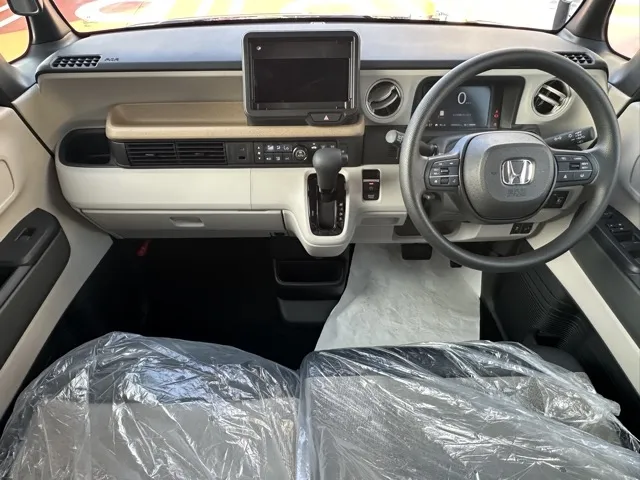 N-BOX(ホンダ)N-BOX コンフォートＰ届出済未使用車 7