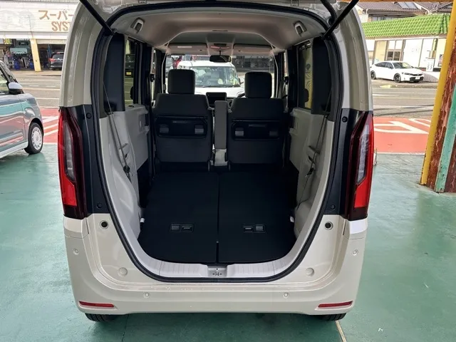 N-BOX(ホンダ)N-BOX ファッションスタイル コンフォートＰ届出済未使用車 11
