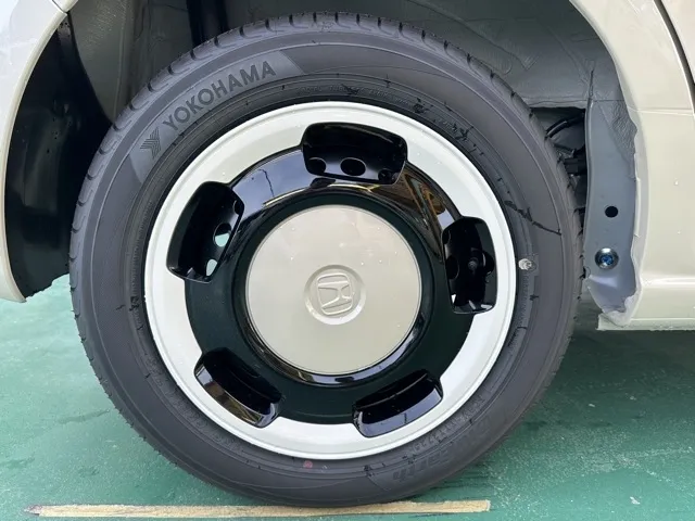 N-BOX(ホンダ)N-BOX ファッションスタイル コンフォートＰ届出済未使用車 13