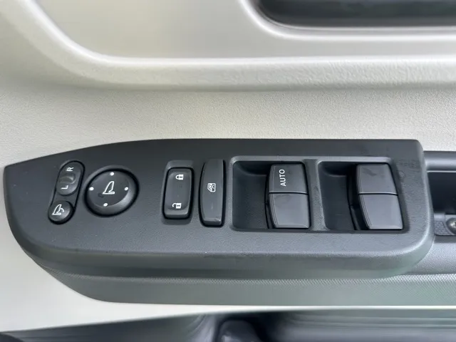 N-BOX(ホンダ)N-BOX ファッションスタイル コンフォートＰ届出済未使用車 14