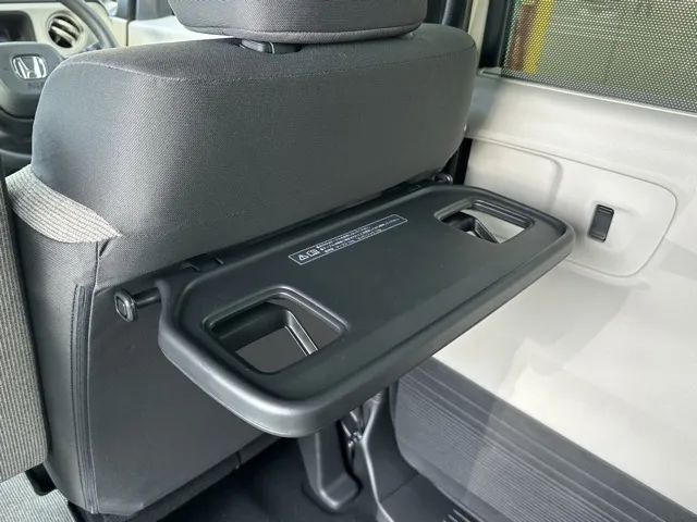 N-BOX(ホンダ)N-BOX ファッションスタイル コンフォートＰ届出済未使用車 6