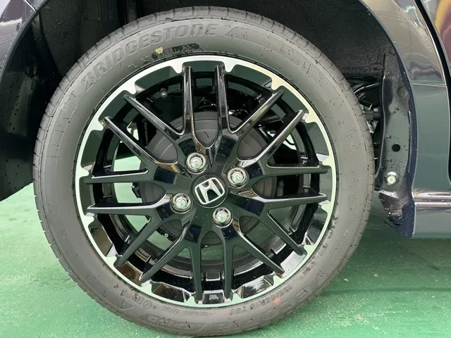 N-BOX(ホンダ)N-BOXカスタムターボ コーディネートスタイル中古車 13