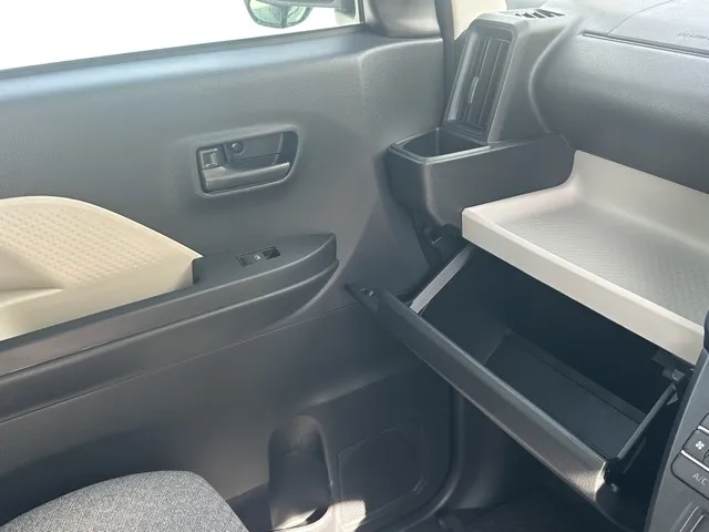 タント(ダイハツ)X届出済未使用車 21