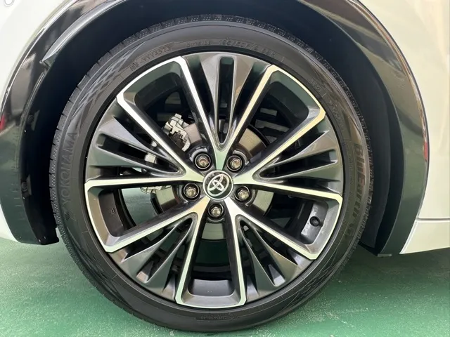 プリウス(トヨタ)Z 4WD中古車 12
