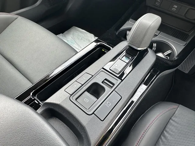プリウス(トヨタ)Z 4WD中古車 20