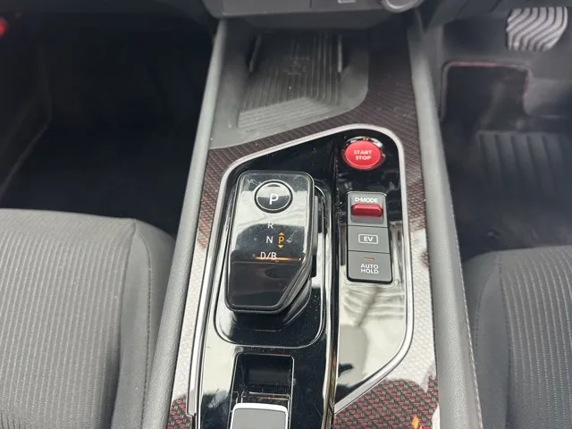 オーラ(ニッサン)ニスモ チューンドeパワー 4WD中古車 13
