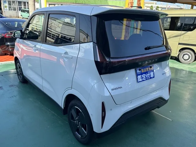 サクラ(ニッサン)X中古車 2