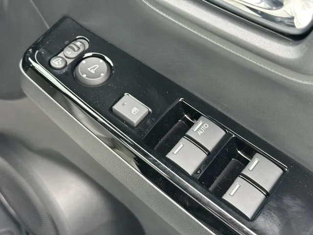 N-ONE(ホンダ)ＲＳ ＡＴ届出済未使用車 12