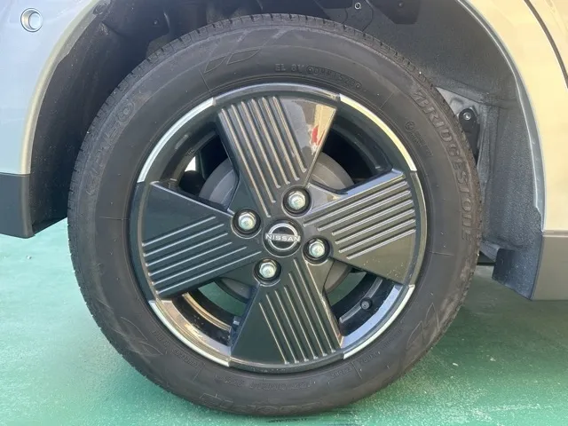 サクラ(ニッサン)X中古車 12