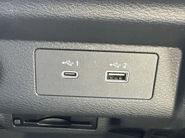 eKクロス(三菱)ＥＶ Ｐプレミアム中古車 14