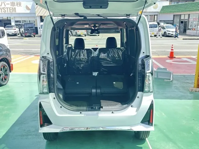 タント(ダイハツ)RS プレミアムプラン届出済未使用車 10