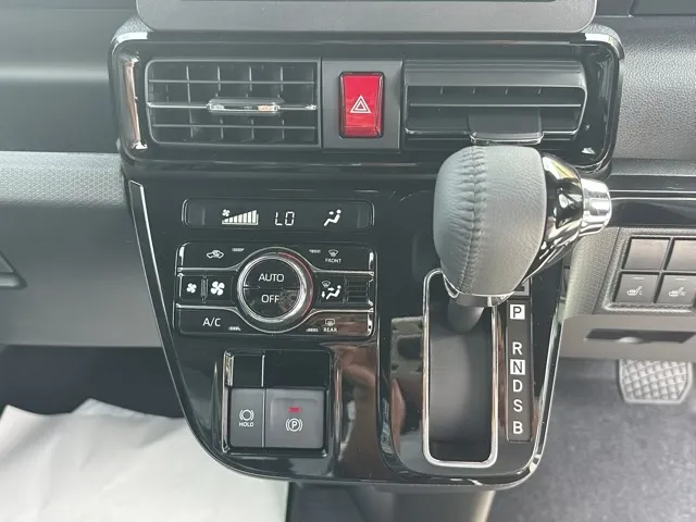 タント(ダイハツ)RS プレミアムプラン届出済未使用車 18