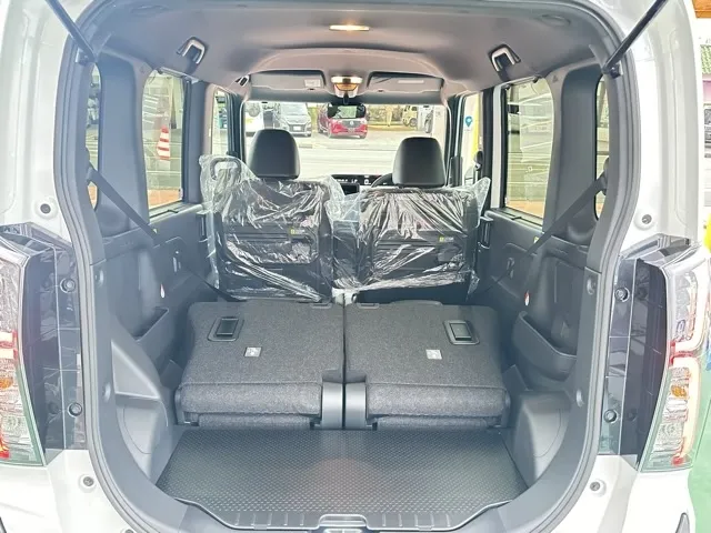 タント(ダイハツ)RS プレミアムプラン届出済未使用車 12