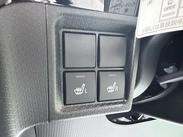 タント(ダイハツ)RS プレミアムプラン届出済未使用車 19