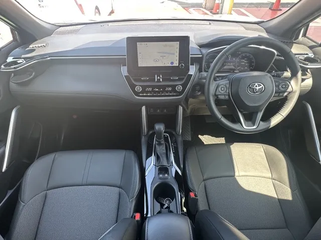 カローラ(トヨタ)ハイブリッドZ中古車 7