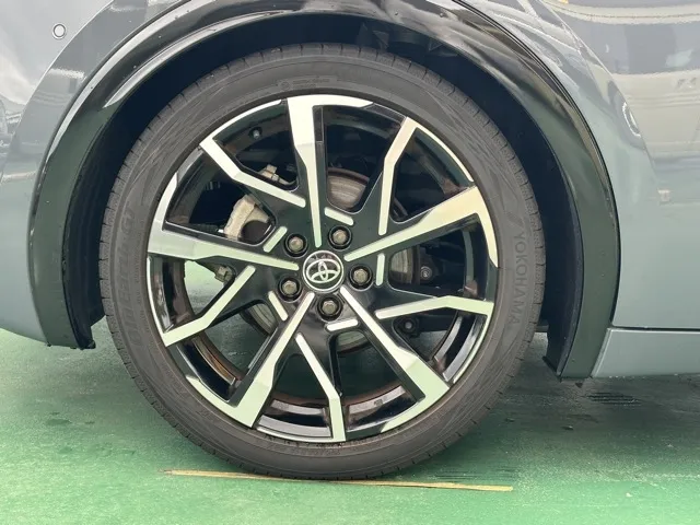 プリウス(トヨタ)Z中古車 10