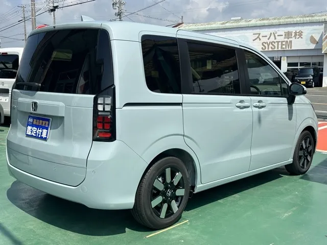 フリード(ホンダ)エアー EX 6人乗登録済未使用車 13