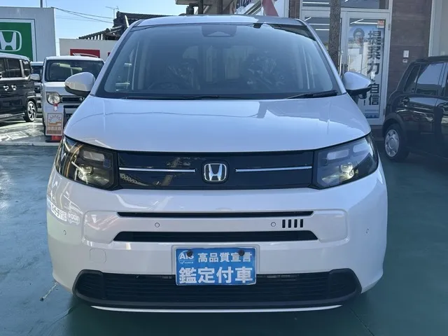 フリード(ホンダ)エアー EX 6人乗登録済未使用車 28