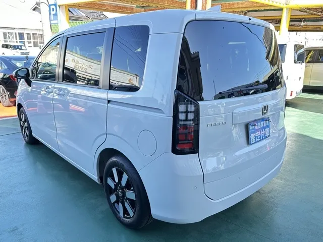 フリード(ホンダ)エアー EX 6人乗登録済未使用車 2