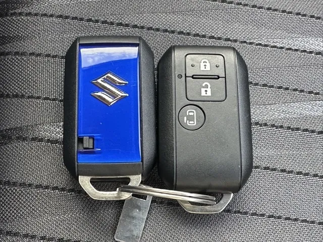 ソリオ(スズキ)ハイブリッドMX登録済未使用車 21