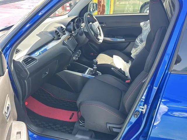 スイフト(スズキ)ファイナルエディション MT 全方位カメラ登録済未使用車 3