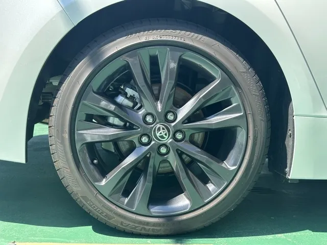 カローラ(トヨタ)ハイブリッドダブルバイビー中古車 11