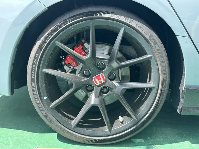 シビック(ホンダ)タイプR レーシングブラックPKG登録済未使用車 11