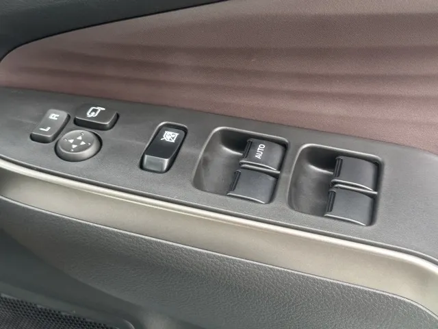 ソリオ(スズキ)ハイブリッドMV登録済未使用車 15