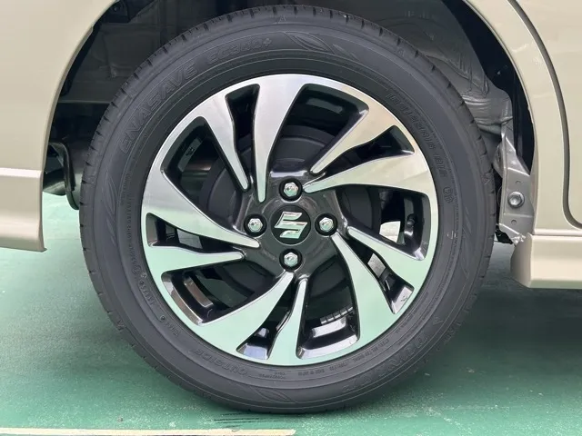 ソリオ(スズキ)ハイブリッドMV登録済未使用車 12